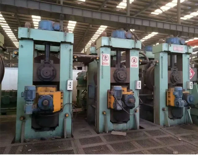 HG508 forming stands seen from the drive side