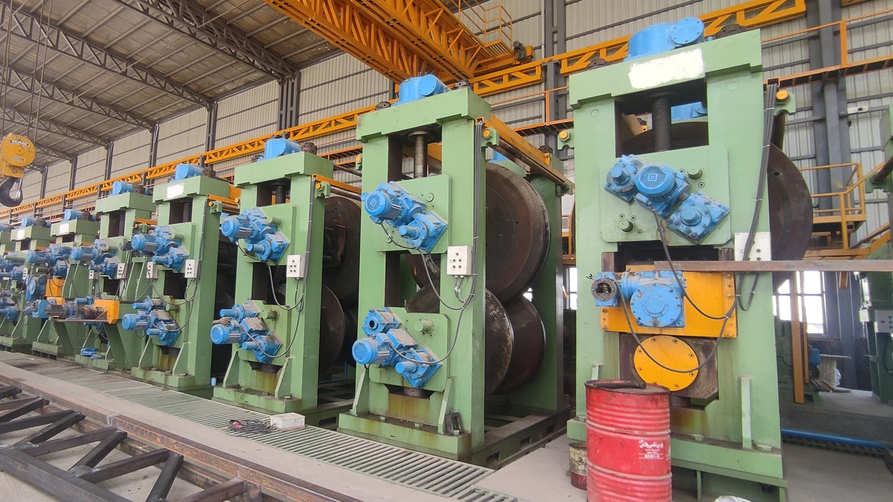 Forming stands with servo drives on a large direct forming square tube line