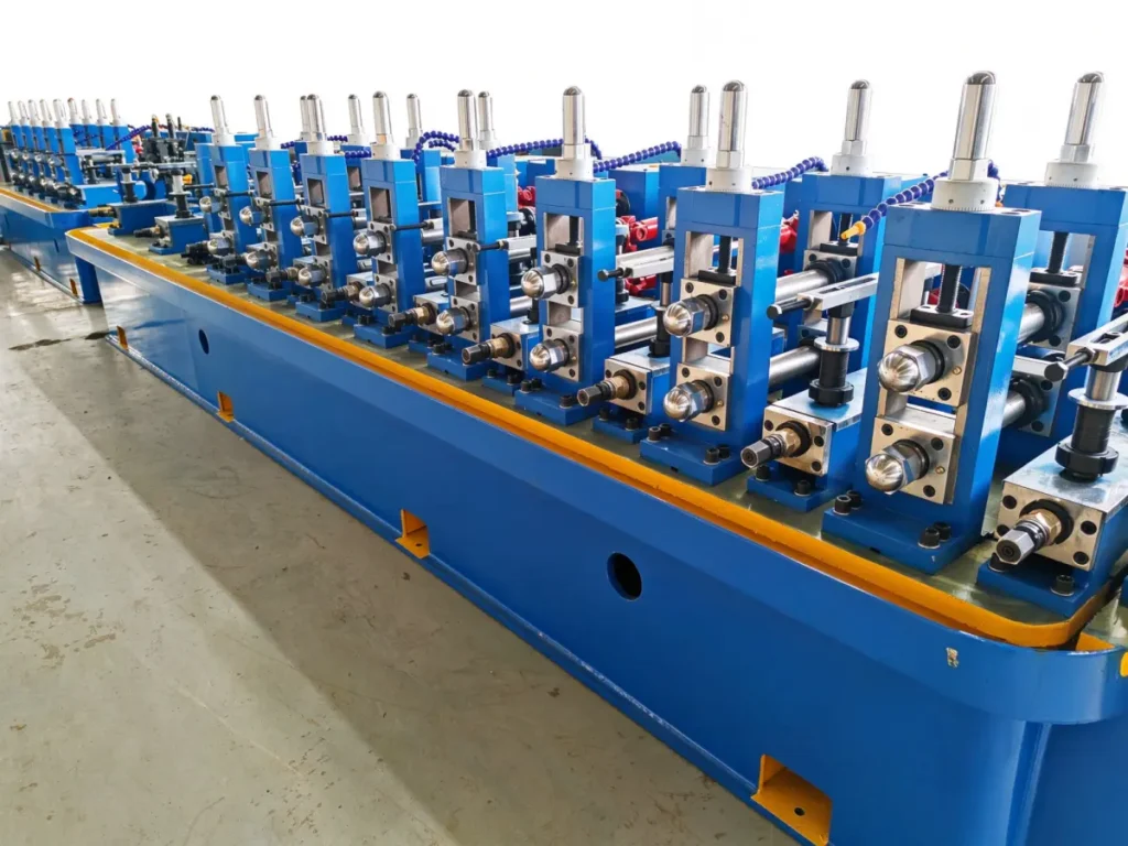 HG32 small diameter tube mill line in the workshop